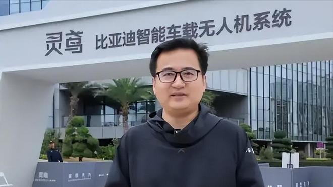 布朗尼留守湖人存变数!马农或成最大威胁:全能防守表现竞争名额